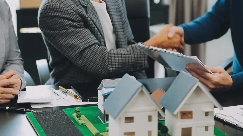 Work with Michaela Pestova – Expert Retail Property Agent