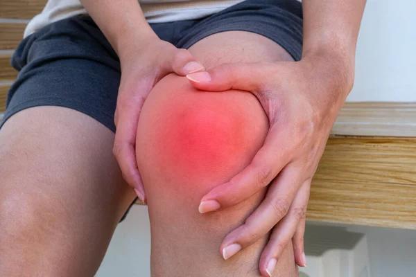 How to Manage Knee Pain Without Surgery