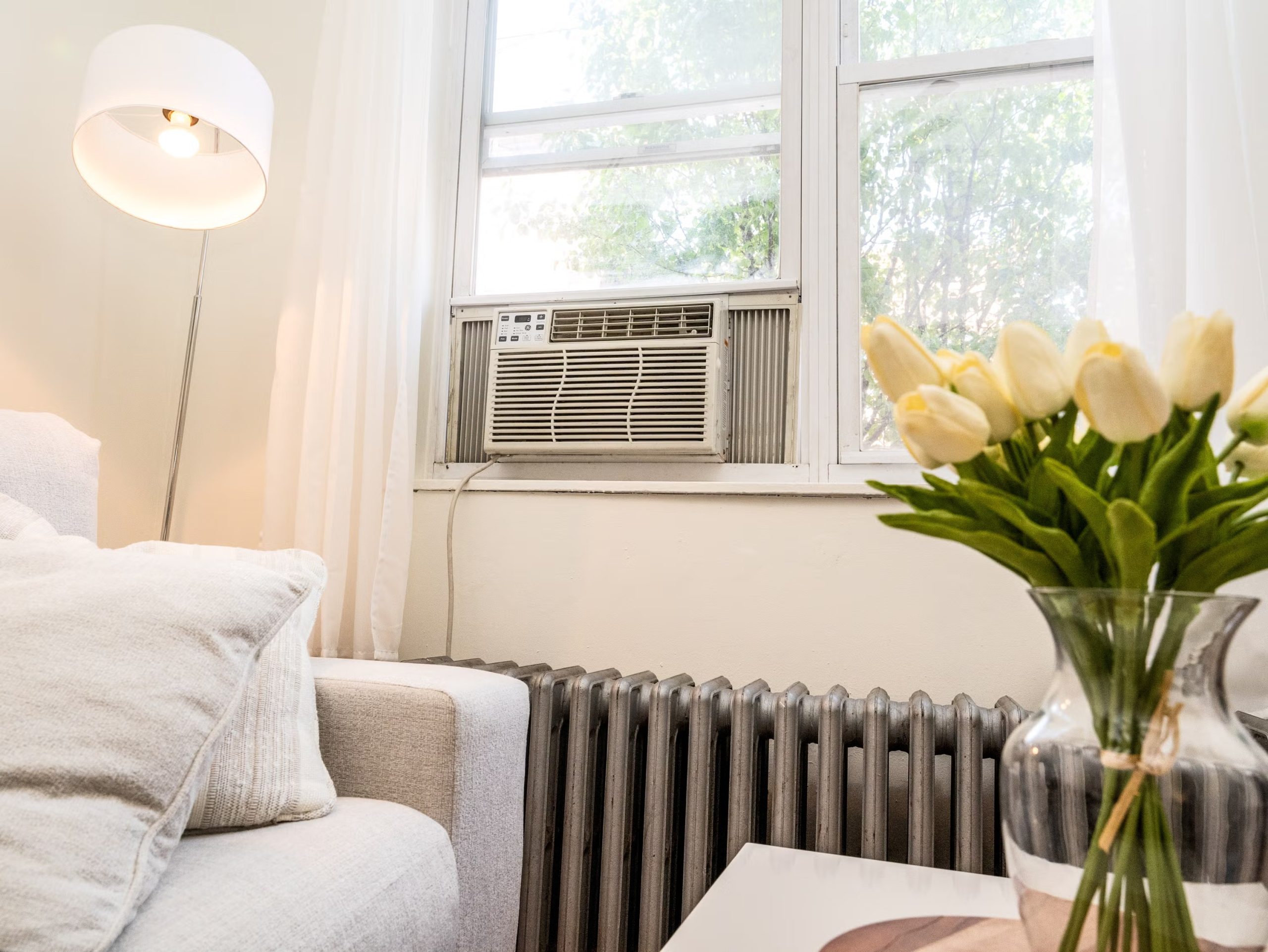 Compact Window ACs with Heater for Small Spaces